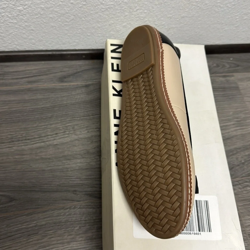 ANNE KLEIN Ember Flat Ivory/black_3
